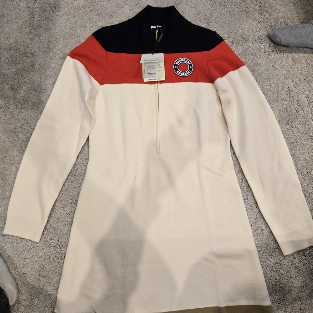 Burberry White Sheath Dress with Long Sleeves and Mock Neck